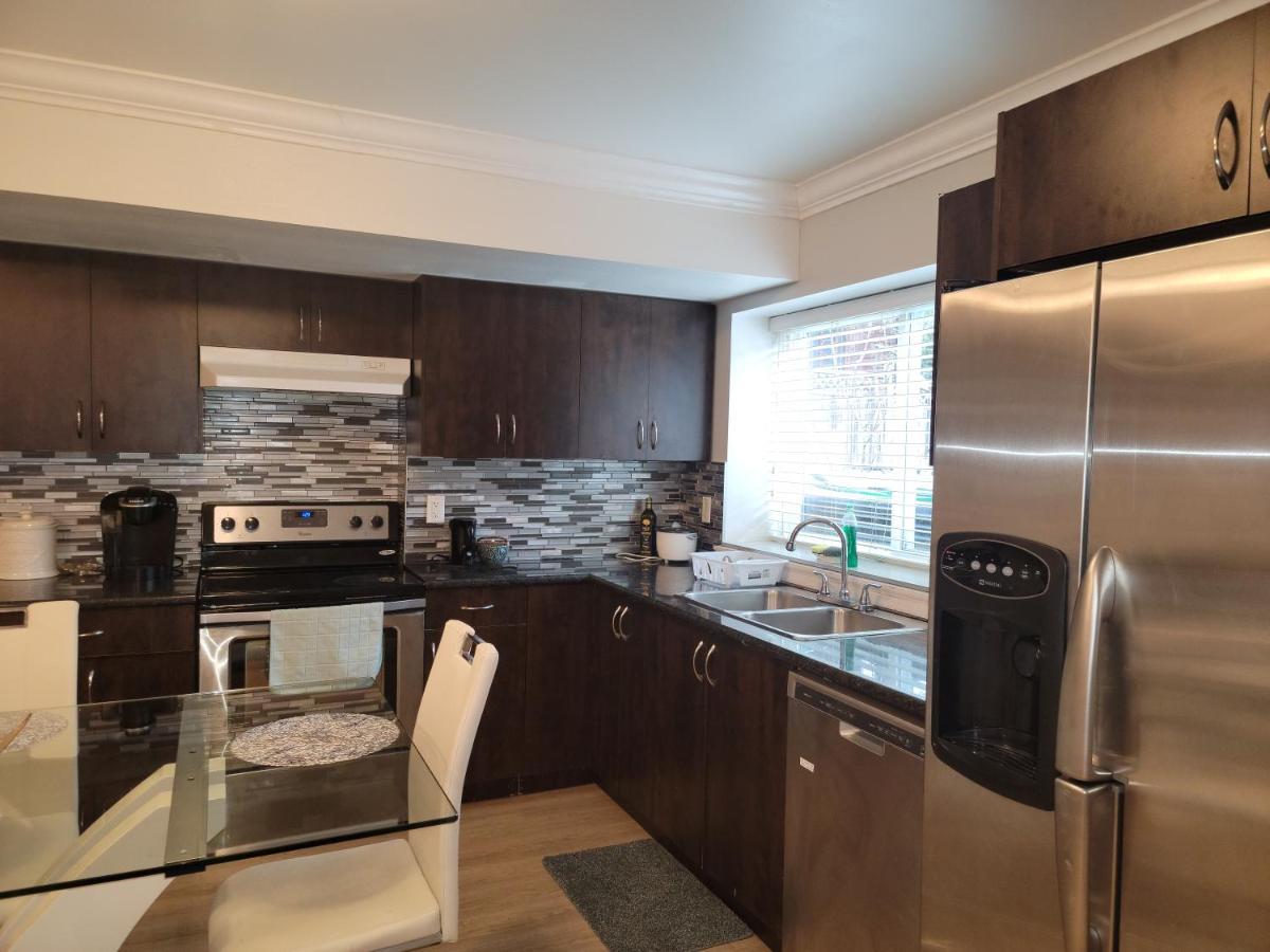Oscar Inn & 2Bd Family Suite Or Private Room Άμποτσφορντ Εξωτερικό φωτογραφία